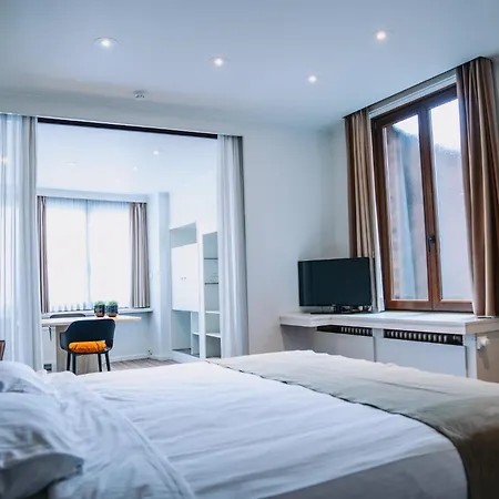 Les Eleveurs Hotel