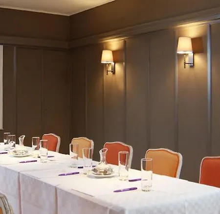 Les Eleveurs Hotell Halle (Flemish Brabant)